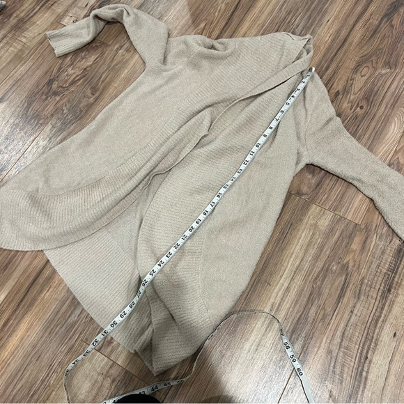 Barefoot Dreams Bamboo Long Sleeve CozyChic® Lite Circle Lounge Cardigan - Picture 8 of 10